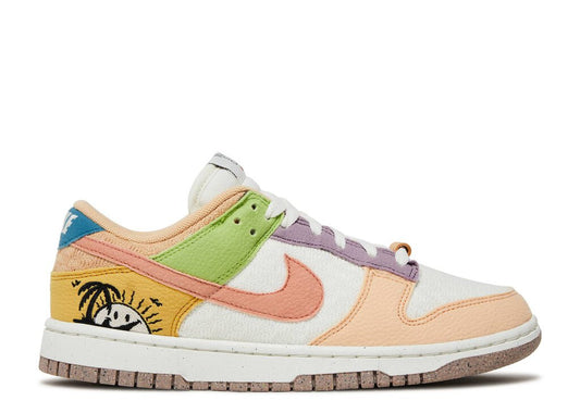 W NIKE DUNK LOW SE SUN CLUB