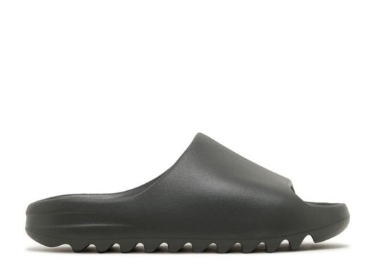 YEEZY SLIDE DARK ONYX