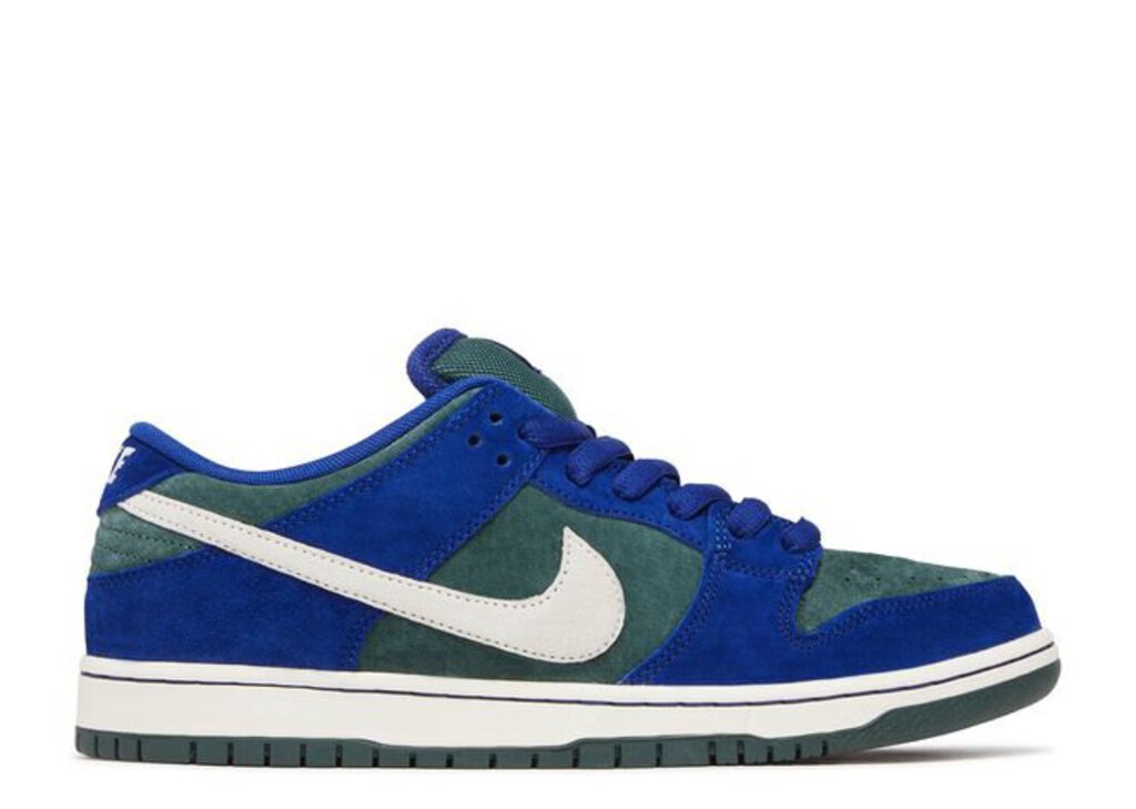 NIKE SB DUNK 'DEEP ROYAL BLUE'