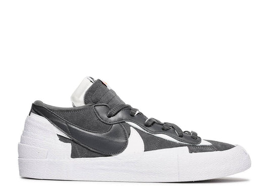 NIKE BLAZER LOW / SACAI 'IRON GREY'