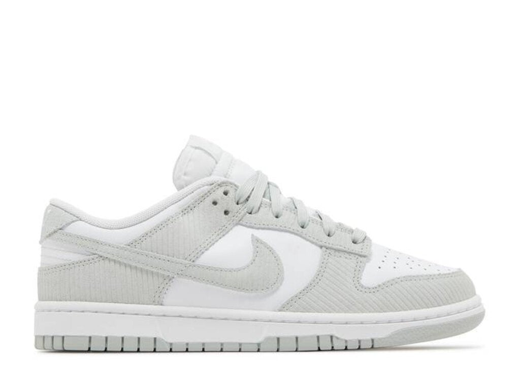 W NIKE DUNK LOW 'LIGHT SILVER CORDUROY'